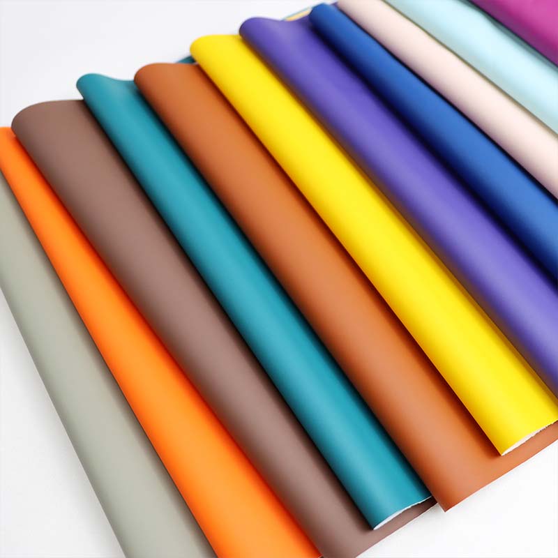 Дихаюча водонепроникна шкіряна тканина для плащу