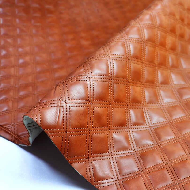 Штучна стьобана піна для губок для автомобільних автомобілів ПВХ шкіряна тканина